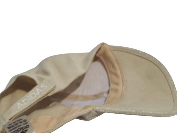CZAPKA Z DASZKIEM ADIDAS