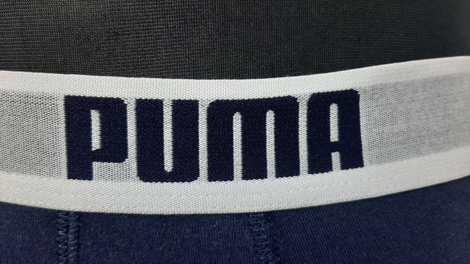 MAJTKI BOKSERKI  PUMA   086