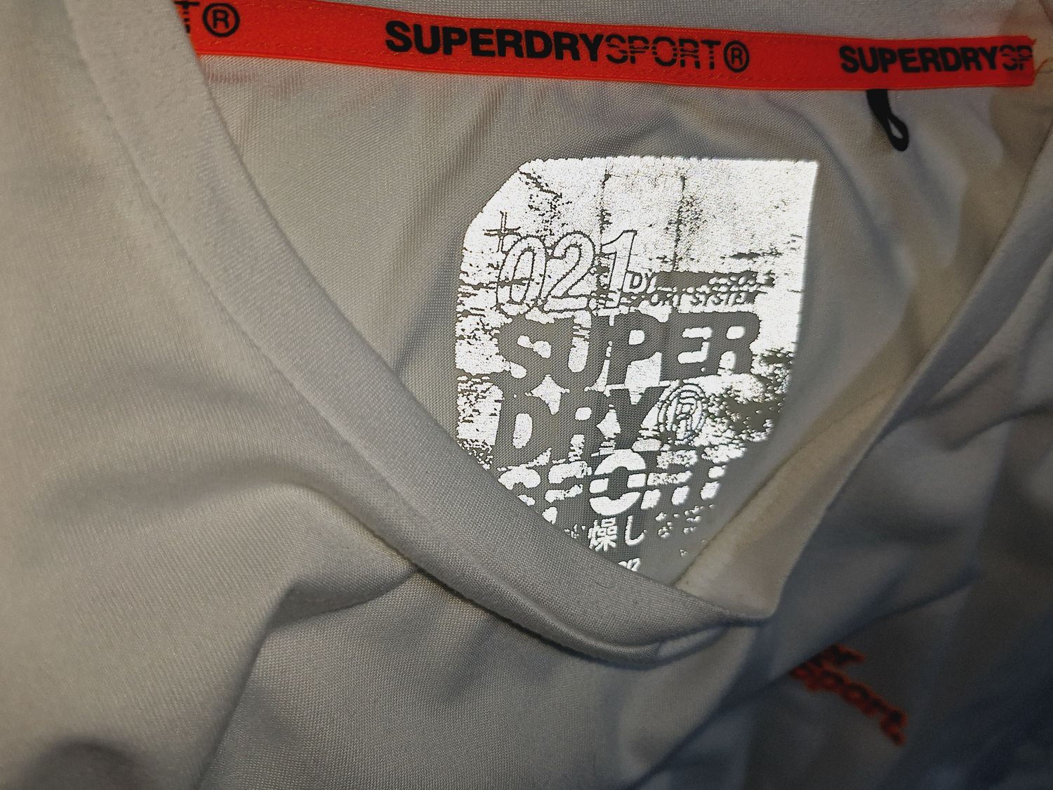T-SHIRT MĘSKI  SPORTOWY    SUPERDRY