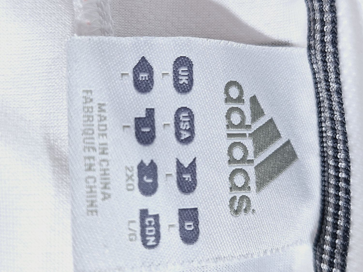 KOSZULKA BEZ RĘKAWÓW    ADIDAS