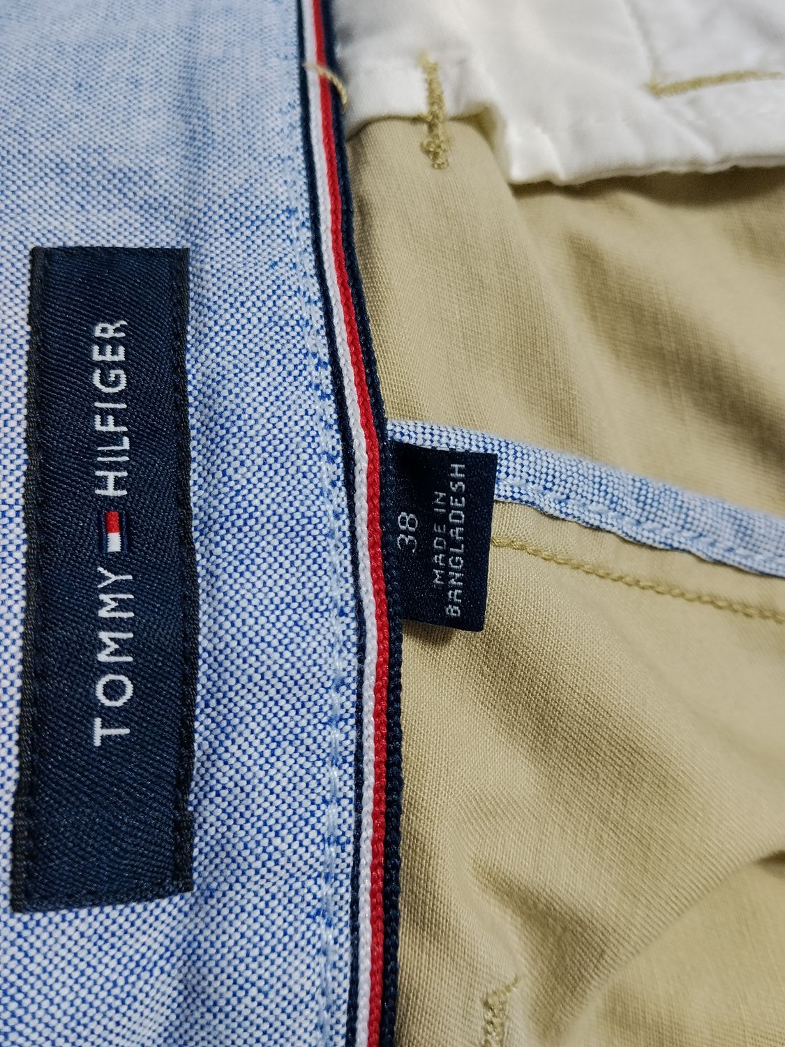SPODENKI CASUALOWE   TOMMY HILFIGER