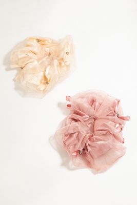 The Relevé Scrunchie Set