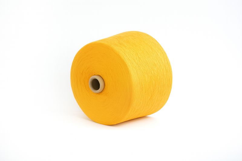 Hilo Poliéster Amarillo