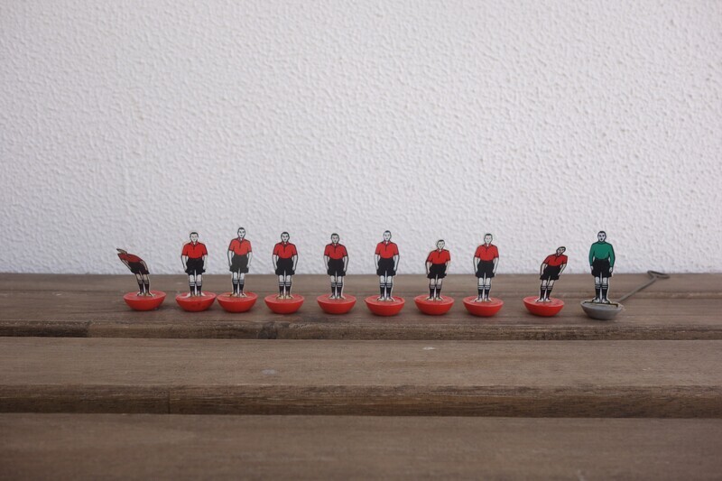 Subbuteo flat celluloid team 14