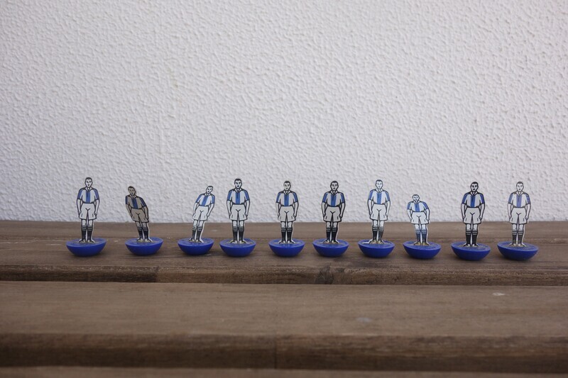 Subbuteo flat celluloid team 37 Oldham Athletic