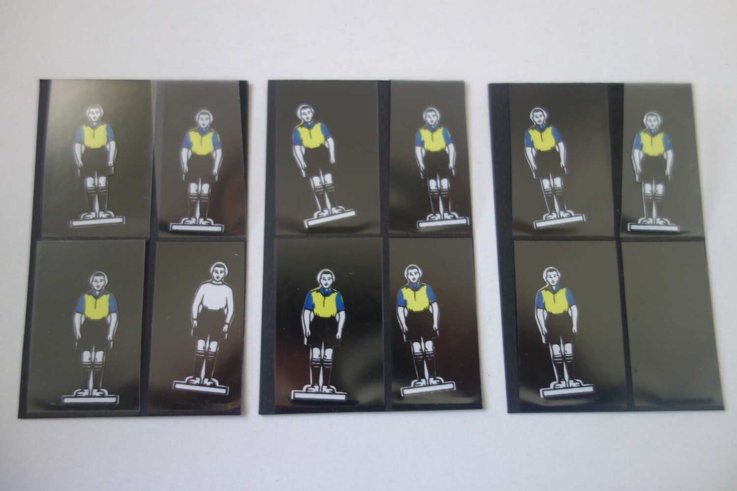 Subbuteo flat celluloid team 26 leeds perfect condition