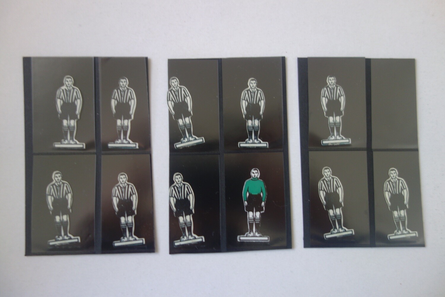 Subbuteo flat celluloid team 08 Newcastle perfect condition