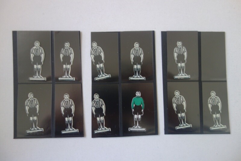 Subbuteo flat celluloid team 08 Newcastle perfect condition