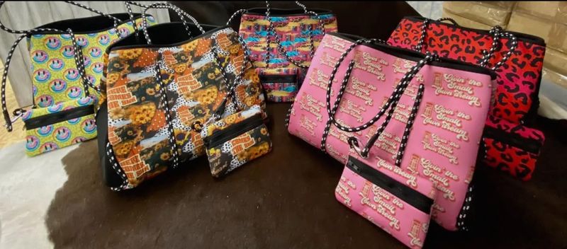 Neoprene Beach Bag W/Wristlet