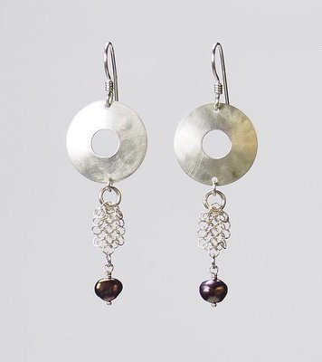 Sterling Silver Circle Earrings with Gray Pearls
