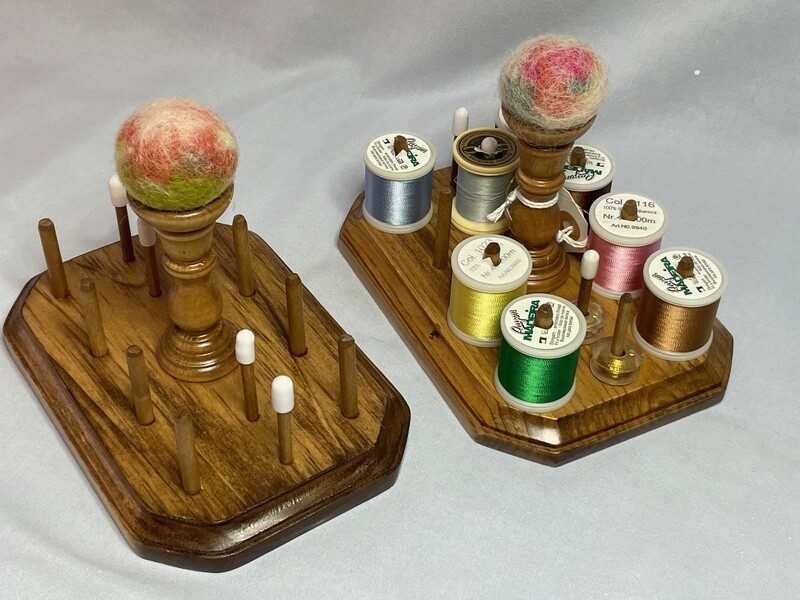 5x7 Thread/Bobbin/Pin Cushion Holder