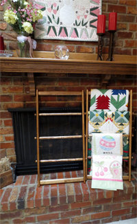 Miniature Hearth Quilt Ladder