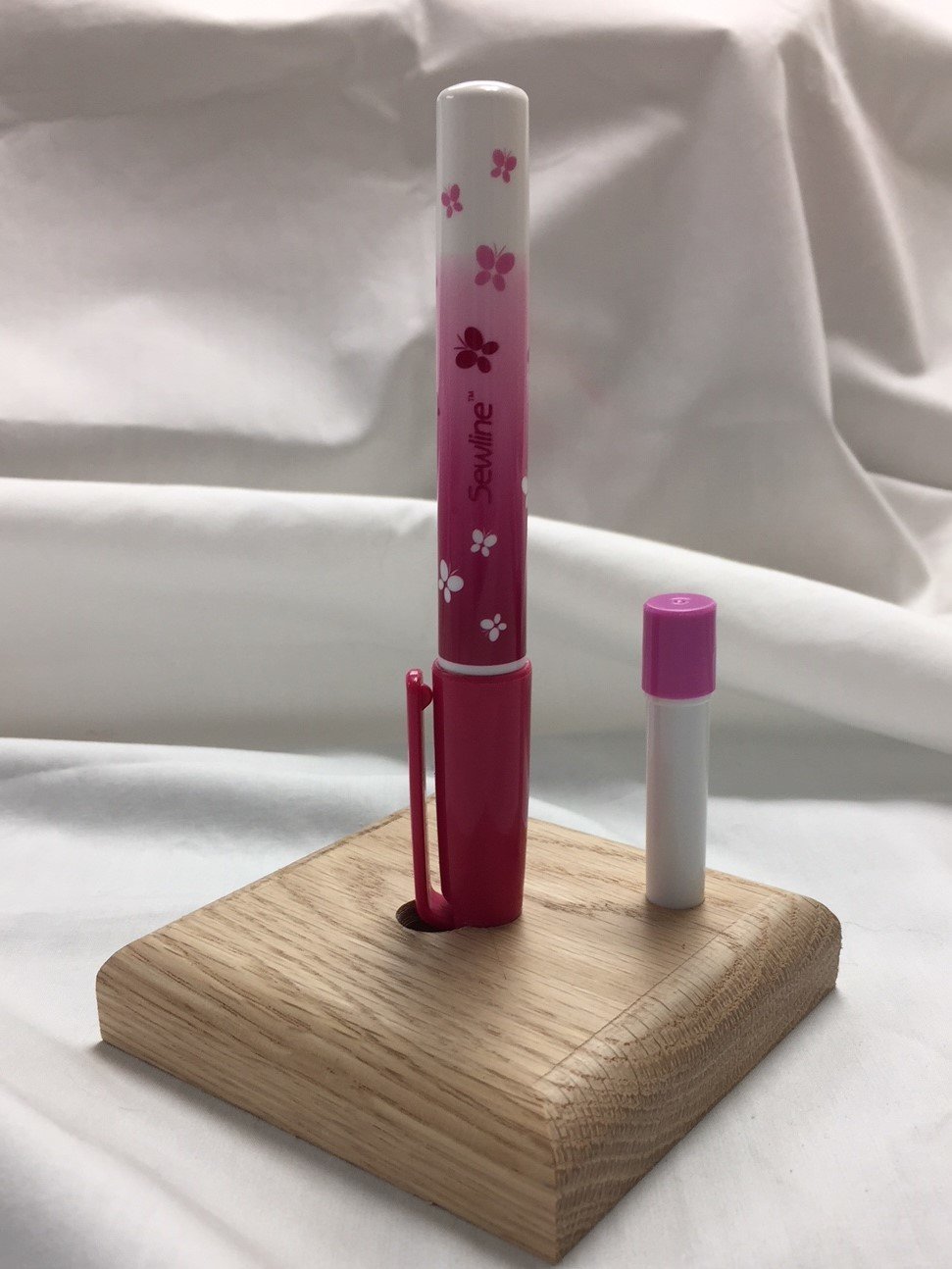 Fabric Glue Pen Caddy with Refill
