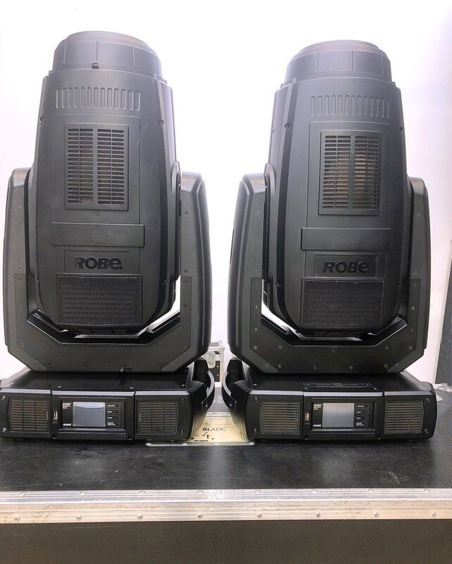 Robe BMFL Blade