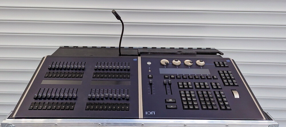 ETC ION + Fader Wing