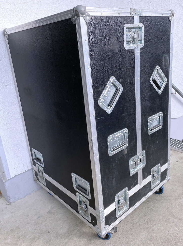 Flightcase for 4 x d&b V Series