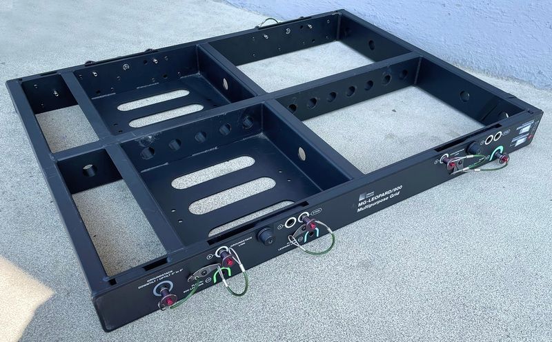 Meyer Sound MG Leopard 900-LFC Grid Meyer Sound MG Leopard 900-LFC Grid