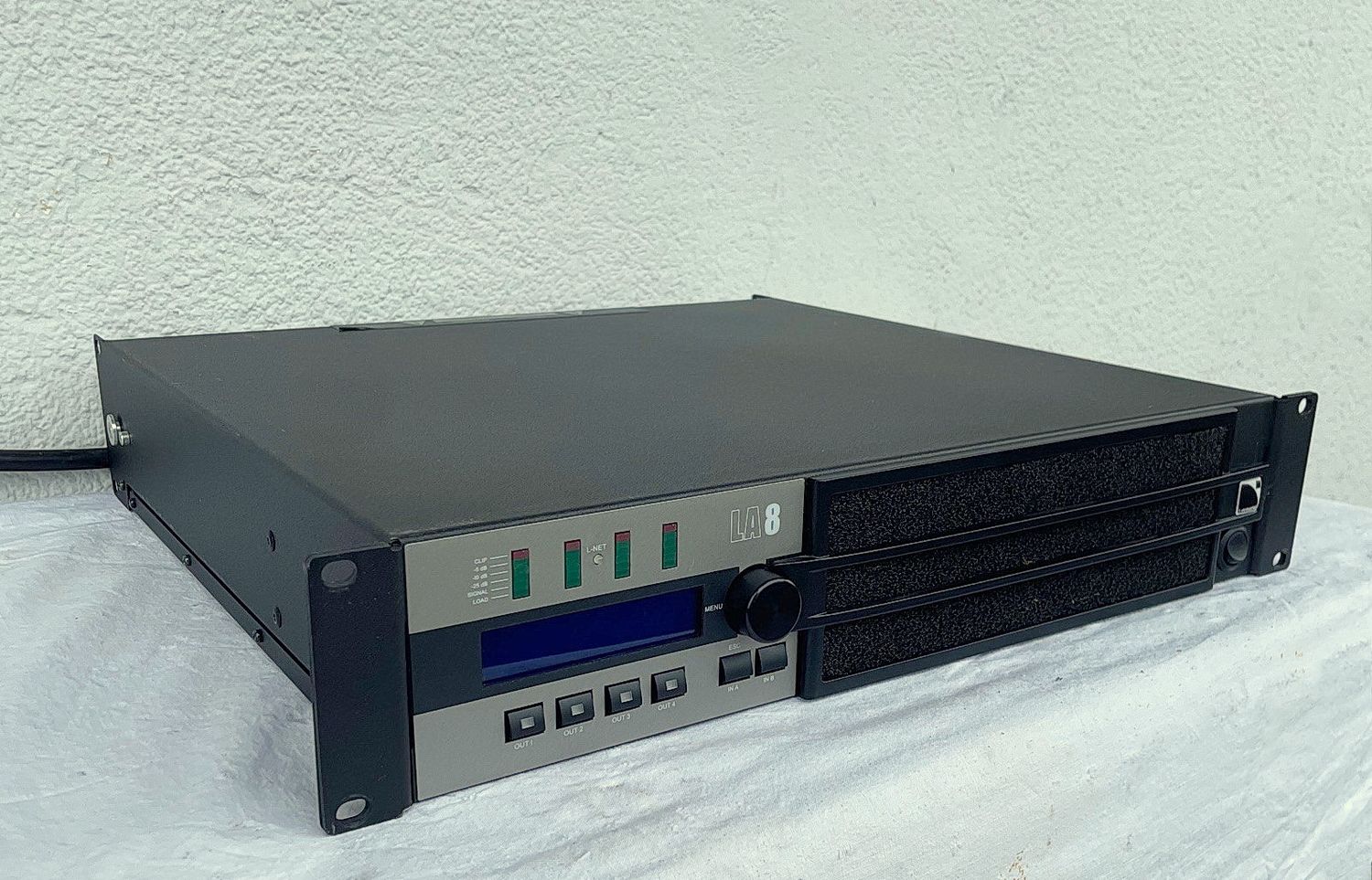 L-Acoustics LA8