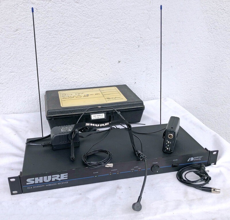 Shure EC-4 VHF + Beltpack + Headset + Lavalier Shure EC-4 VHF + Beltpack + Headset + Lavalier