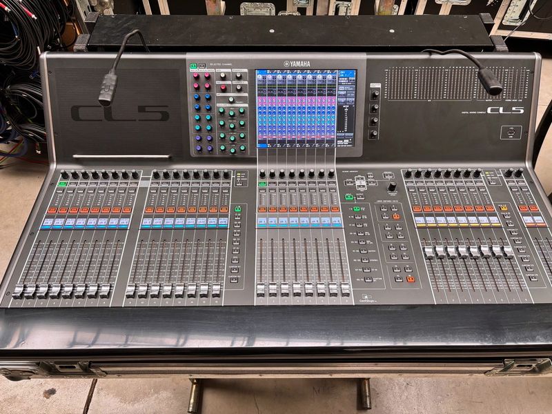 Yamaha CL5 + Flightcase