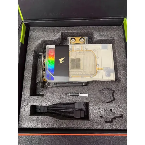 GIGABYTE AORUS GeForce RTX 5090 Xtreme Waterforce WB 32G, 32GB GDDR7, HDMI, 3x DP
