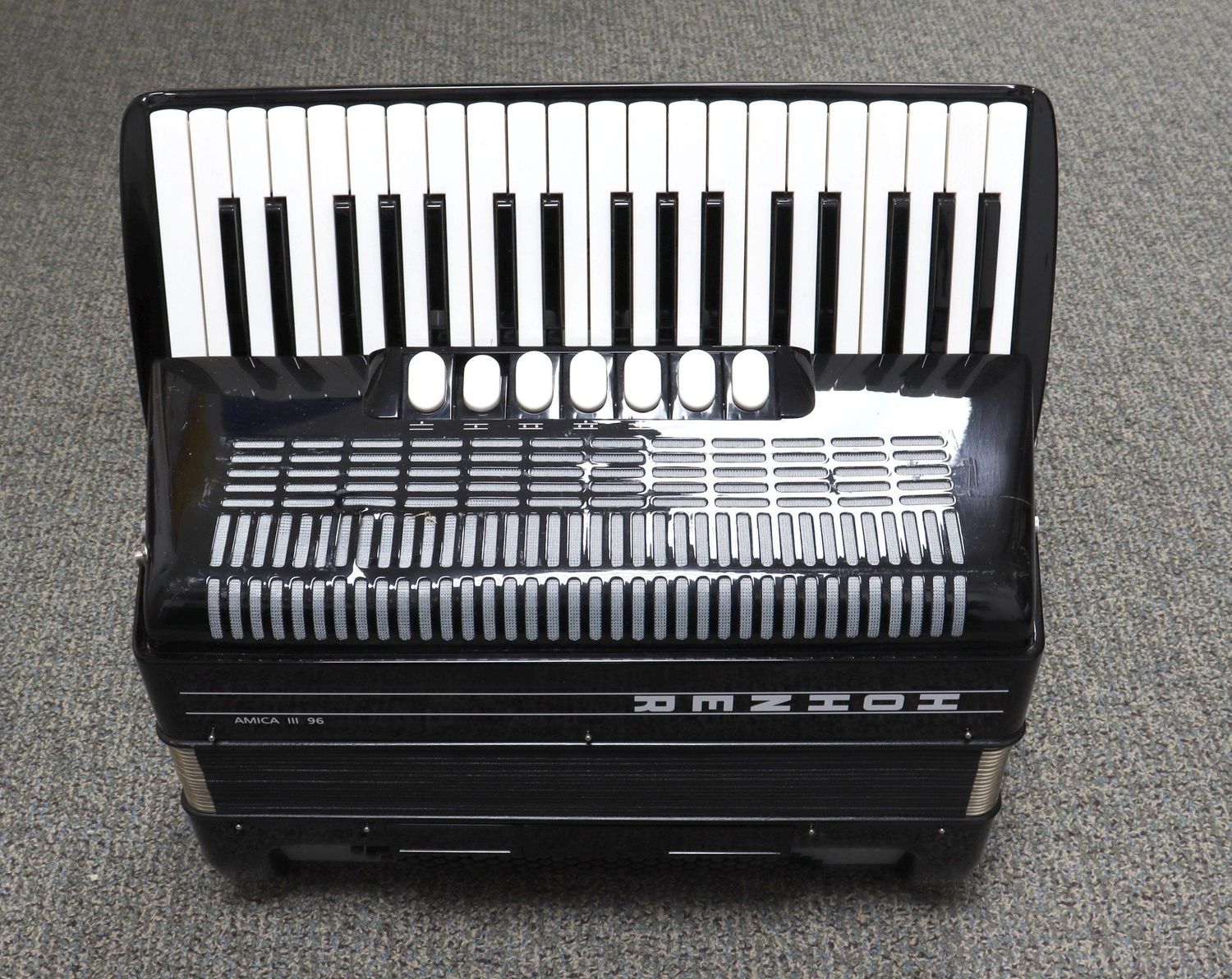 Used Hohner Amica III 96 Accordion w/Case