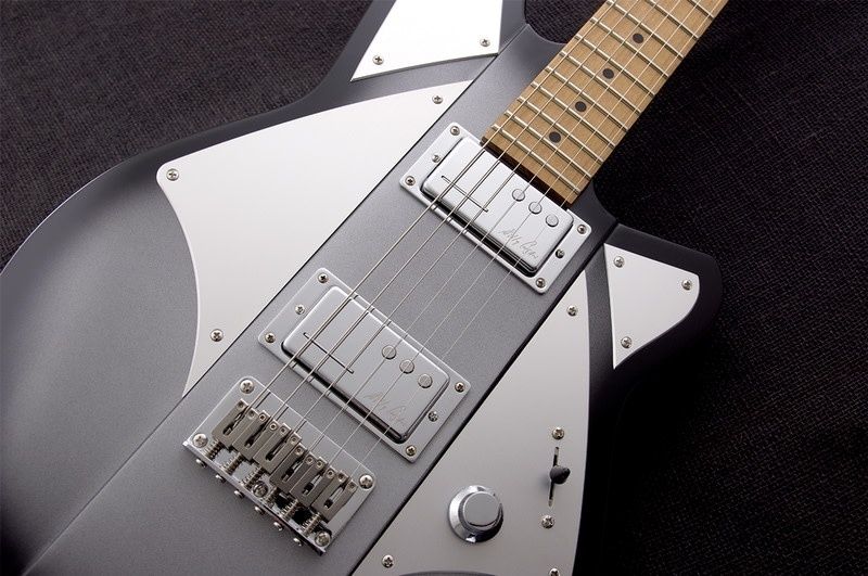 Reverend Billy Corgan Signature in Satin Silverburst