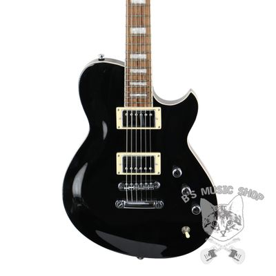 Reverend Roundhouse in Midnight Black