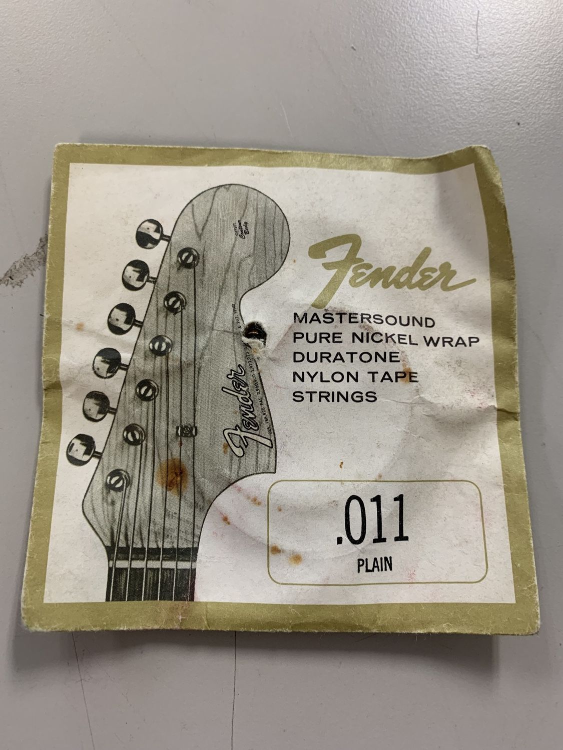 Vintage 1960&#39;s Fender Mastersound Pure Nickel Wrap Duratone Nylon Tape Strings 1 e String .011 Plain
