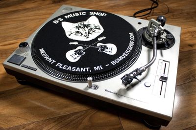 B’s Music Shop Felt Slipmat Vinyl Record
