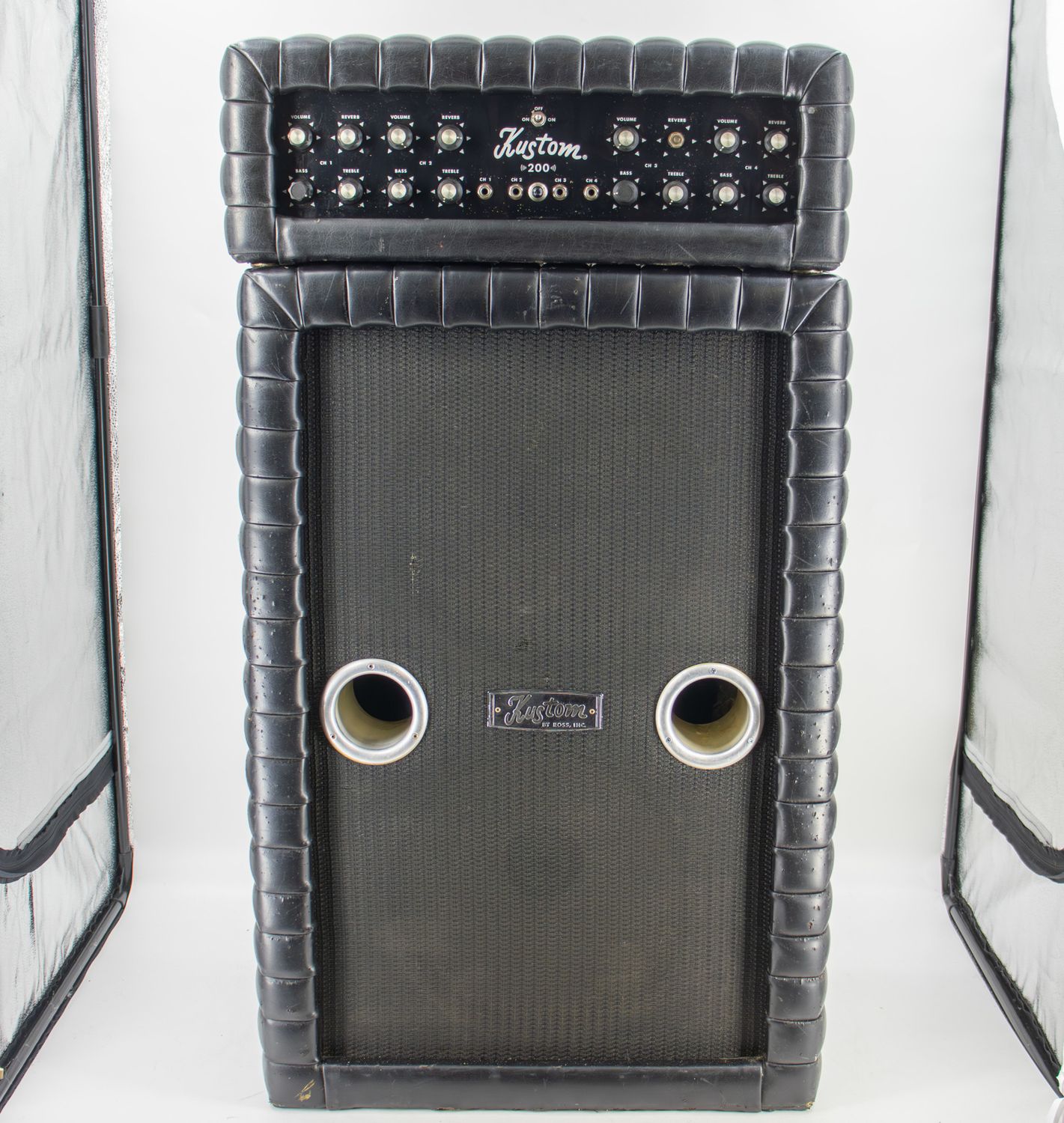 Used Kustom K200B-5 &quot;Black Tuck and Roll&quot; Head &amp; 2x15 Cabinet Amp