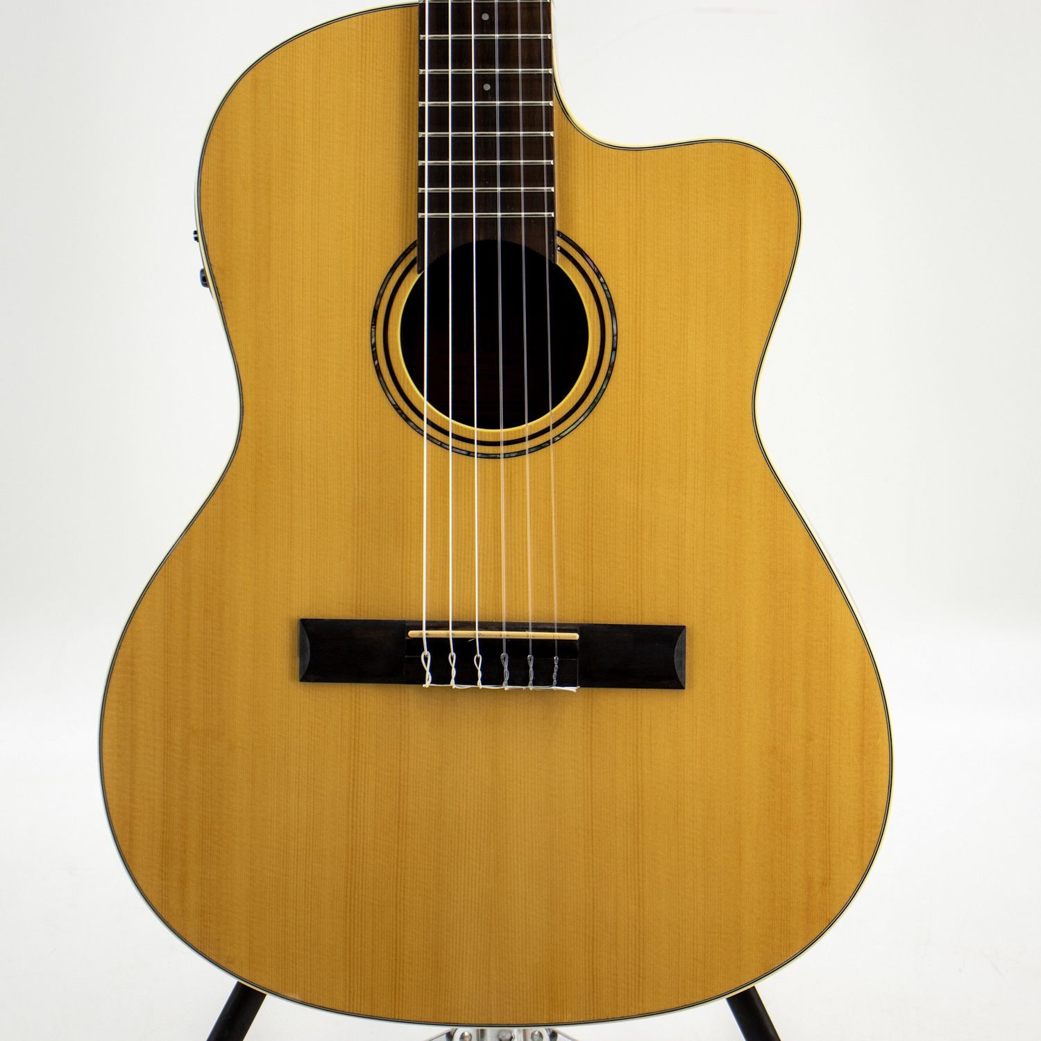 Used Alvarez Classical RC26HCE