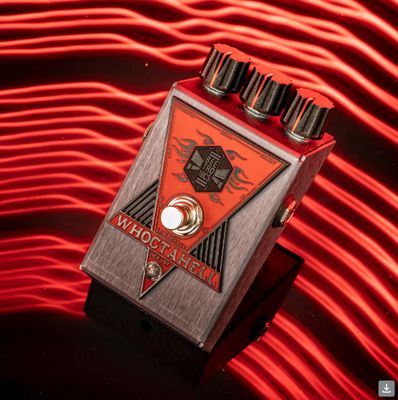 Beetronics FX- Whoctahell Low Octave Beeast