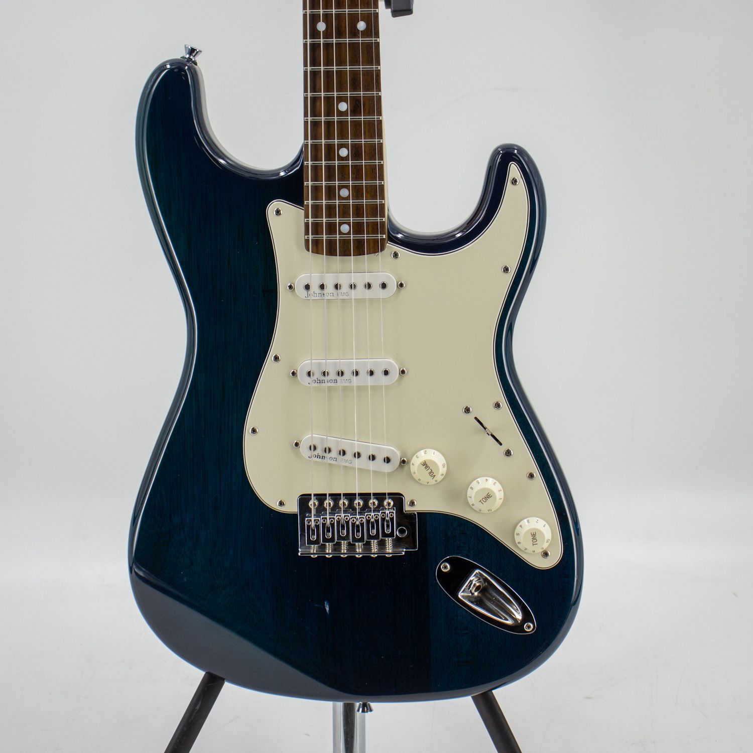 Used Johnson Strat by AXL Trans blue