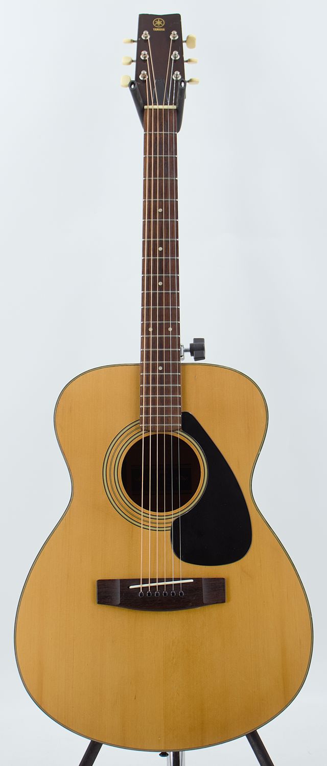 Used Yamaha FG-110 in Natural