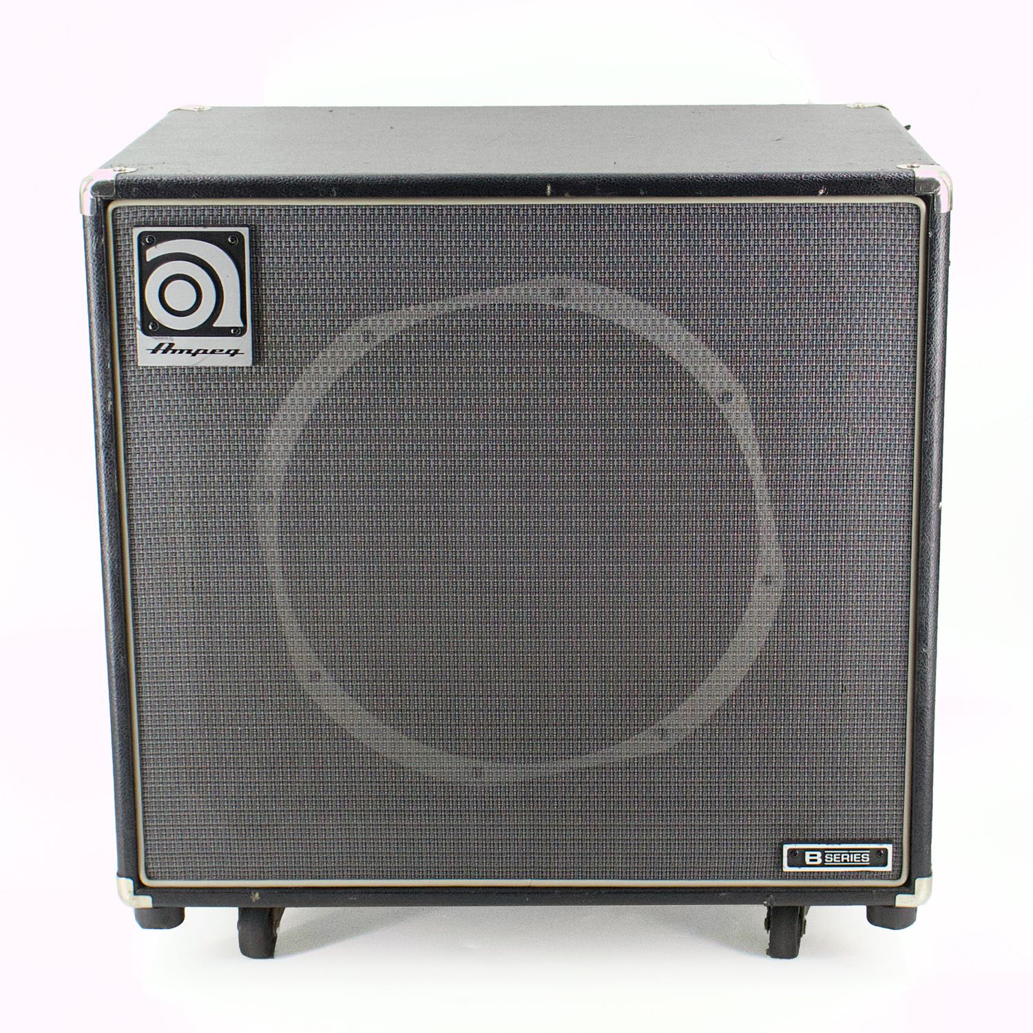 Used Ampeg B-115E 1x15&quot; Bass Cabinet Black – Very Good Condition