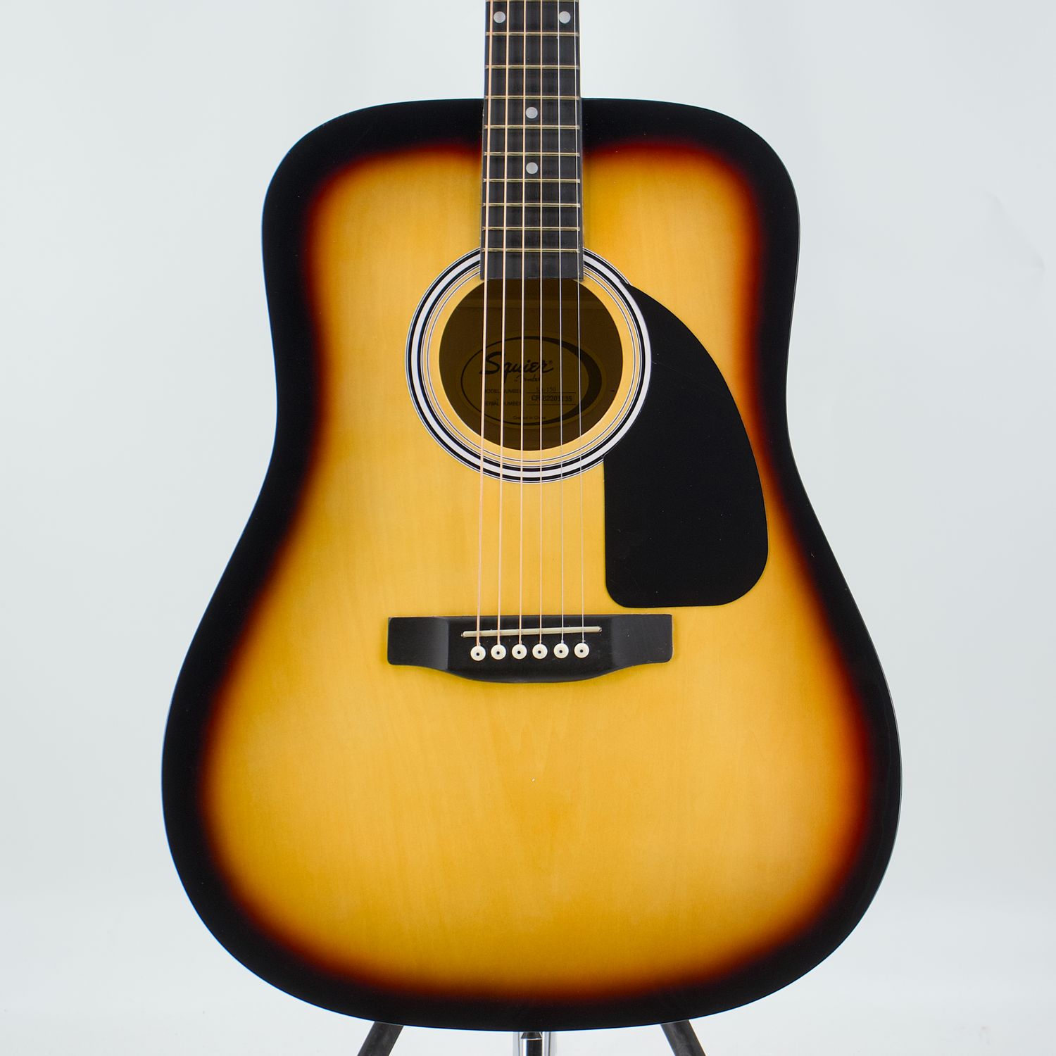 Used Squier SA-150 Sunburst Acoustic Guitar w/Mahogany Fretboard – Very Good Condition