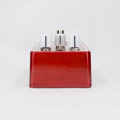 Used SolidGoldFX Rosie Fuzz Pedal White – Very Good Condition