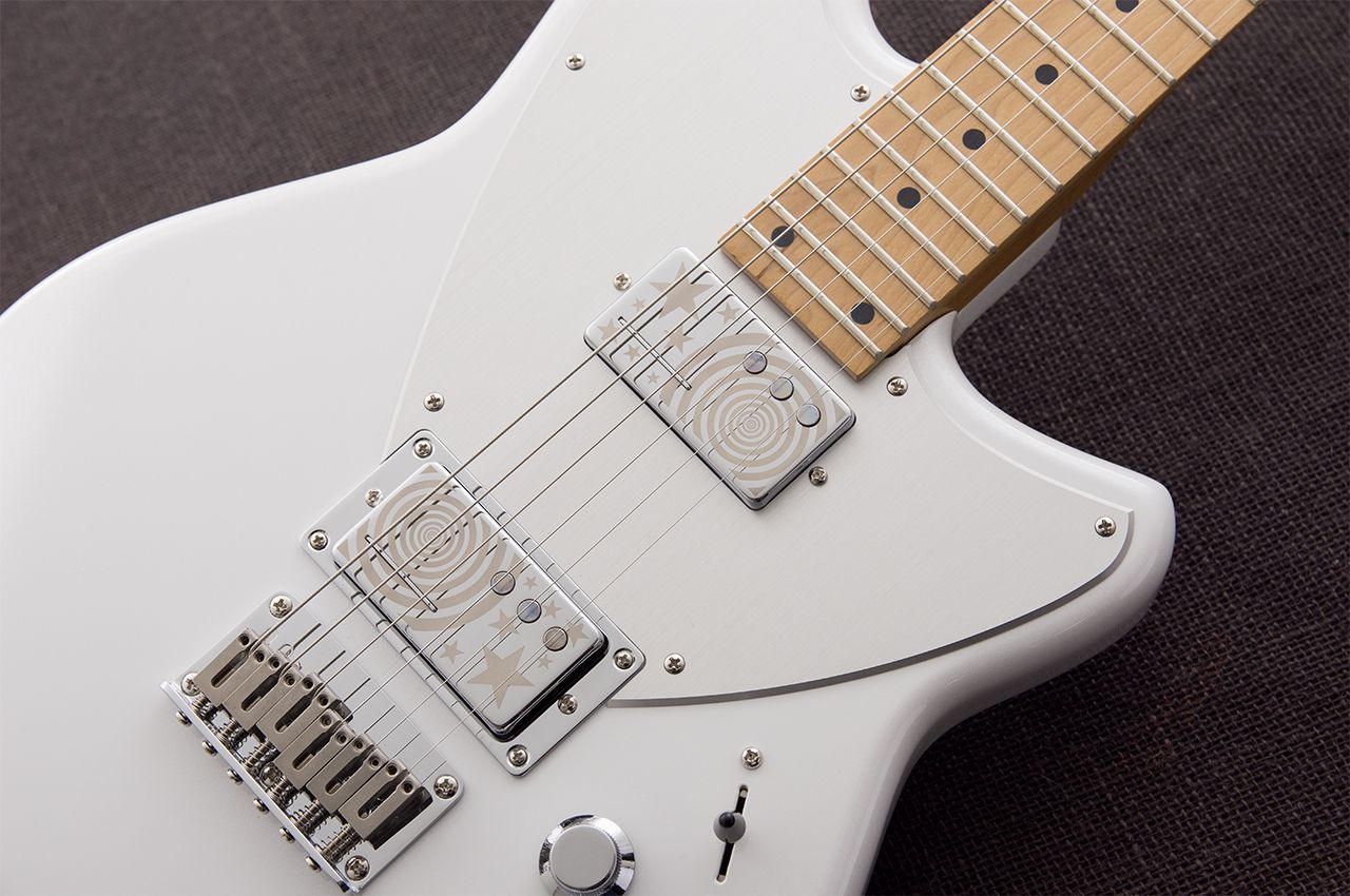 Reverend Billy Corgan Drop Z in Gloss Pearl White