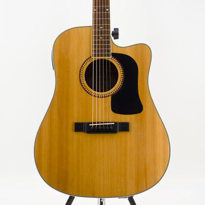 Used Washburn D10SCE Natural Acoustic-Electric Guitar Fishman Presys II - Good