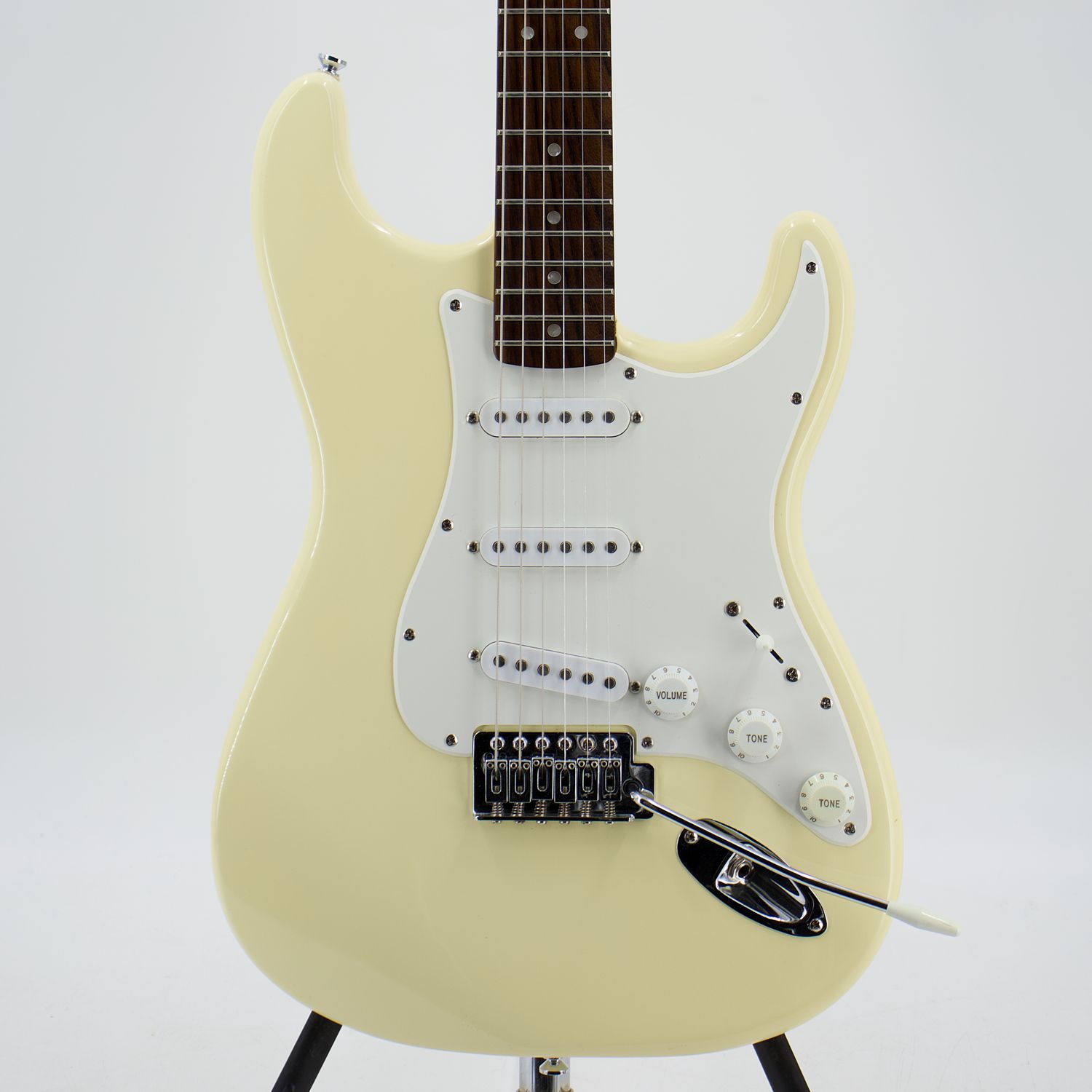 Used Squier Bullet Stratocaster Arctic White Electric Guitar – Very Good Condition