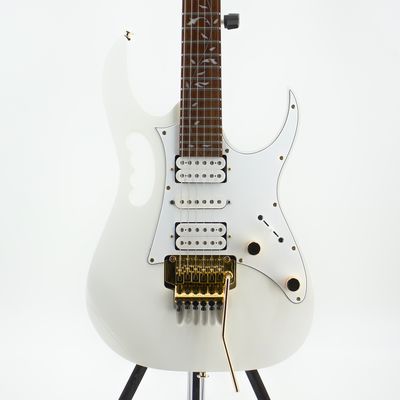 Used Ibanez JEMJR White Electric Guitar w/Gold Replacement Hardware Very Good