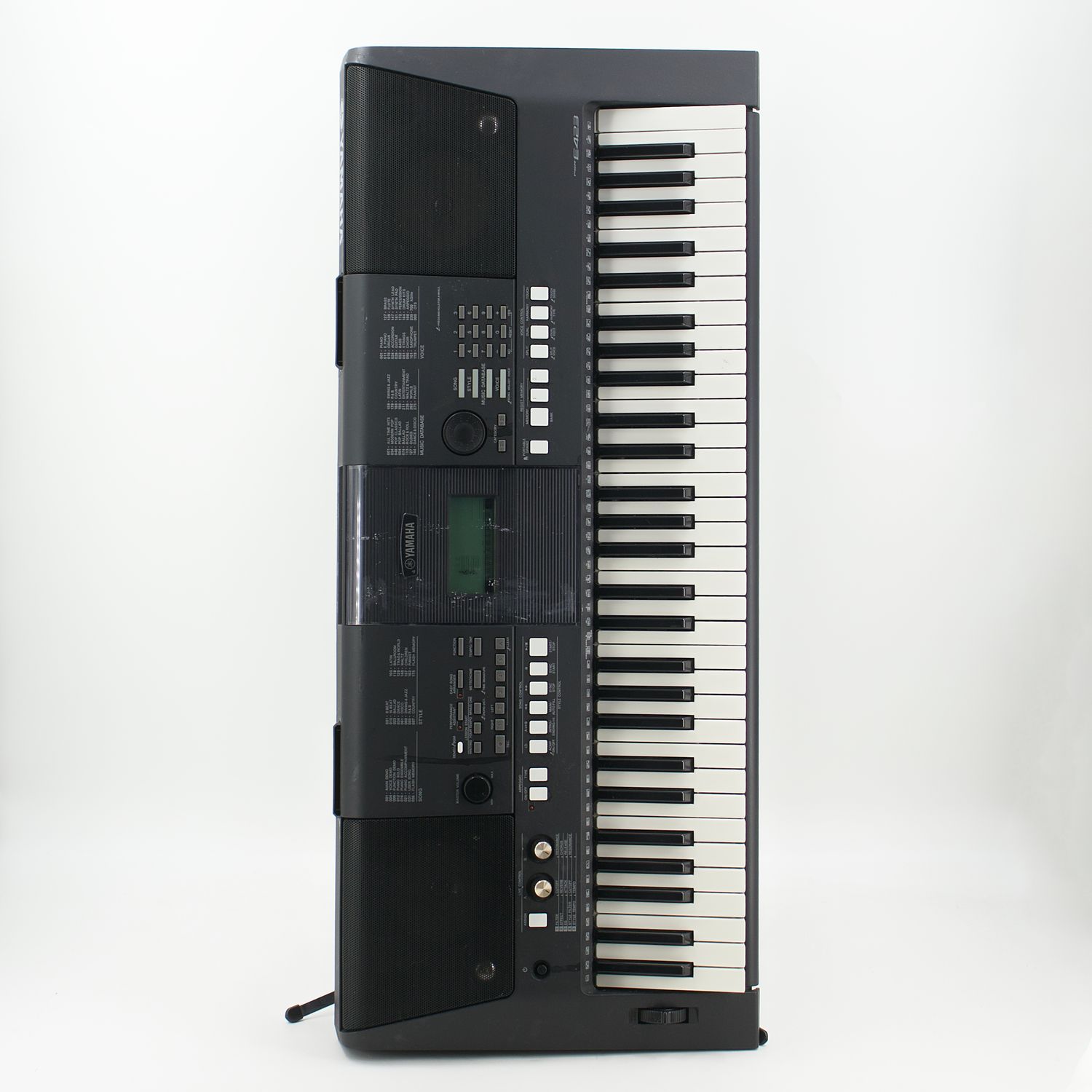 Used Yamaha PSR-E423 61-Key Portable Keyboard Very Good Condition