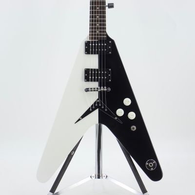 Used Dean Michael Schenker Bolt-On Standard Black/White V Electric Guitar Very Good