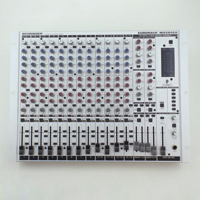 Used Behringer Eurorack MX2642A 26-Input 4-Bus Analog Mixing Console - Very Good