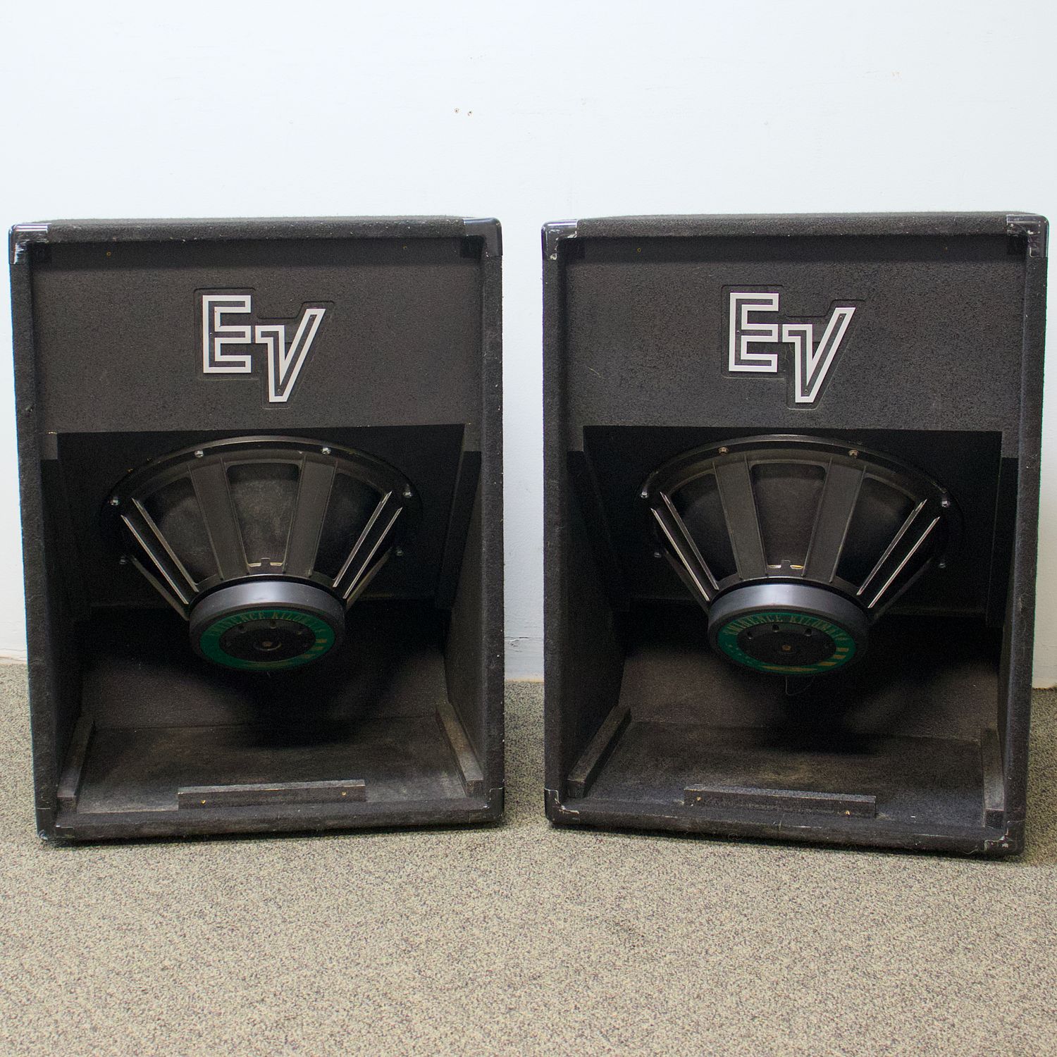 Used (PAIR) Electro-Voice 1810L 18" Subwoofer Module 8Ω 400W - Good Condition