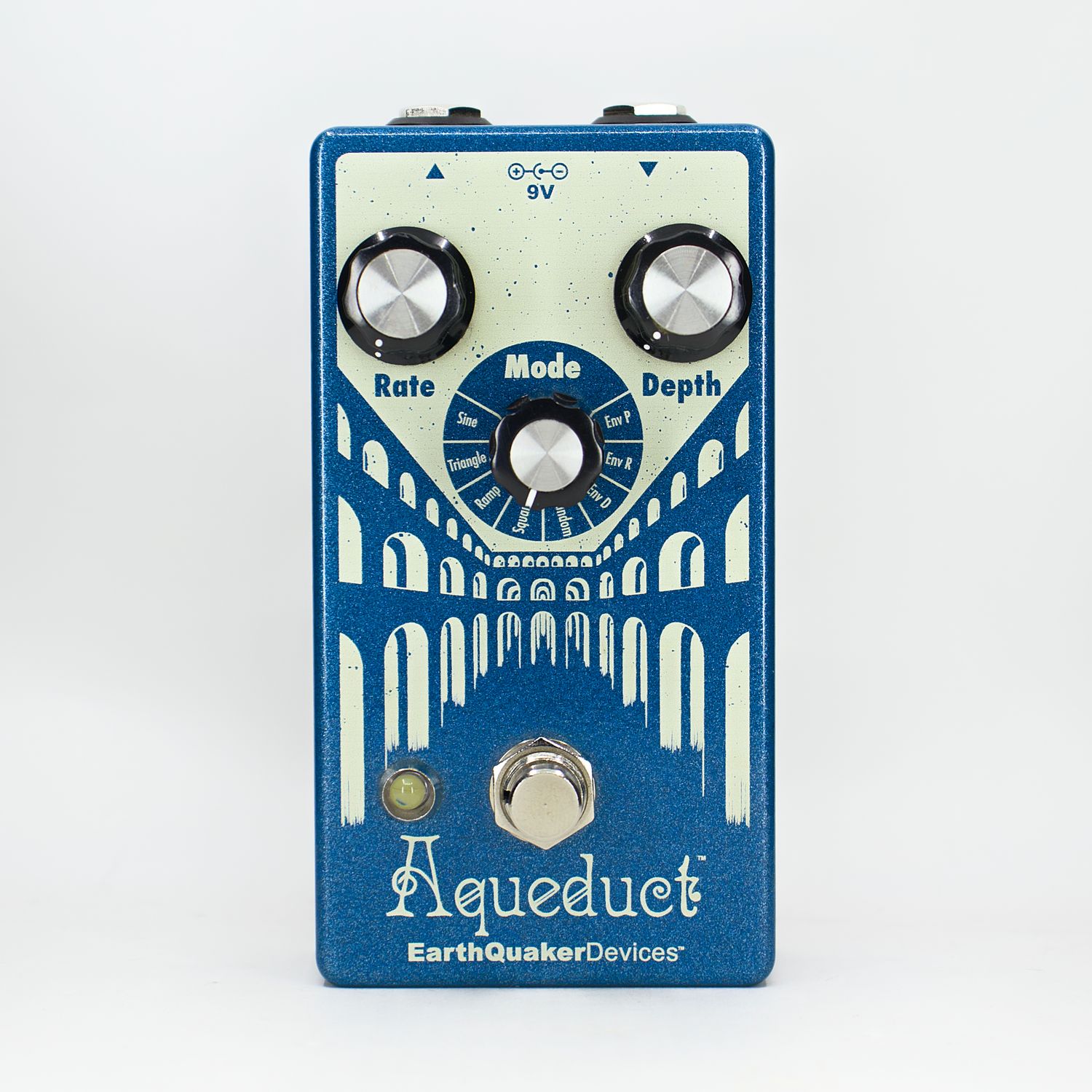 Used EarthQuaker Devices Aqueduct Vibrato Pedal