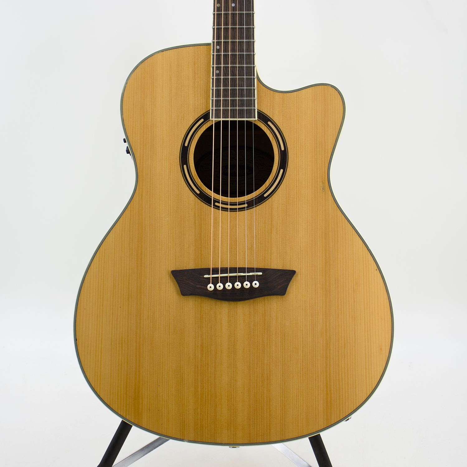 Used Washburn Apprentice AG40CEK-A Natural Acoustic-Electric Guitar