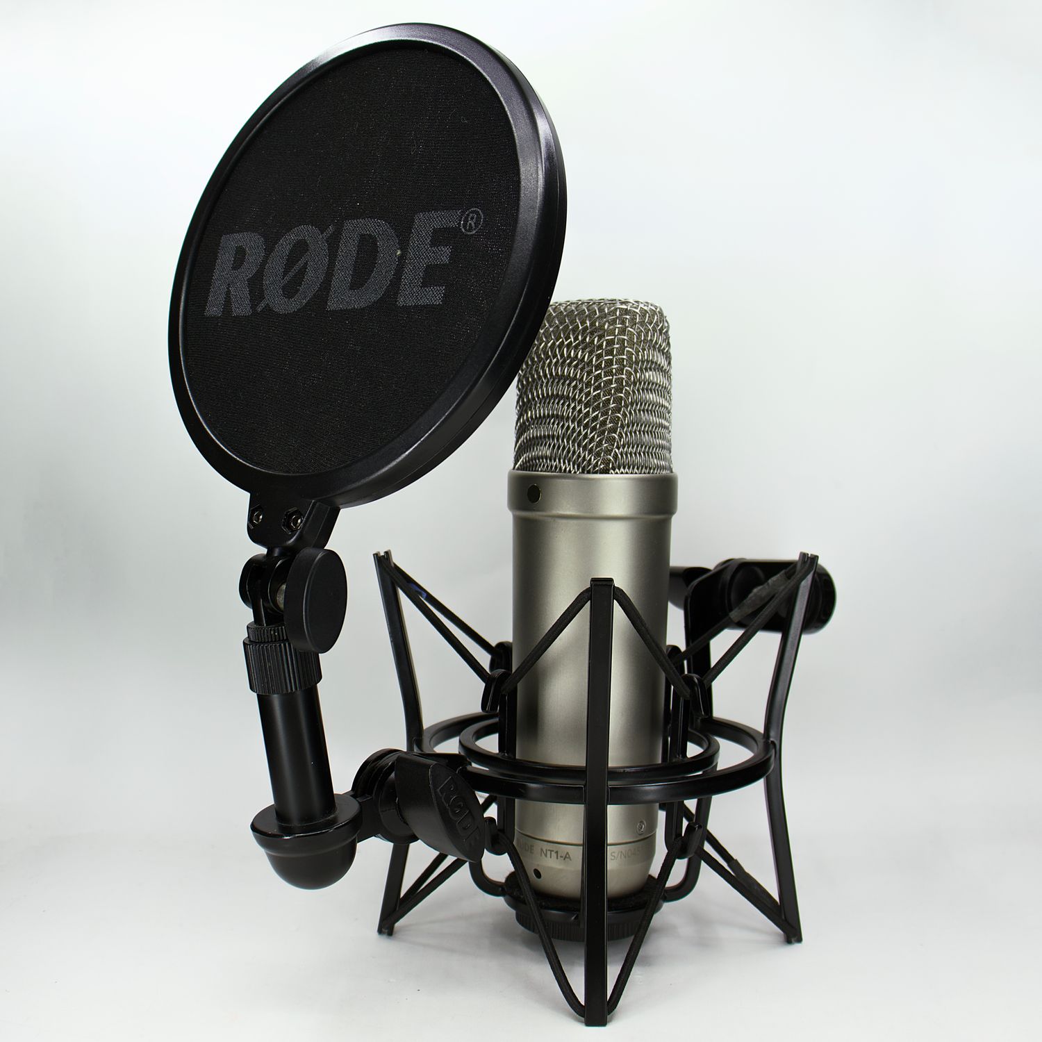 Used RØDE NT1-A Large-Diaphragm Cardioid Condenser Microphone - Very Good