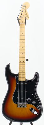 Used Fender 2014 Limited Edition American Vintage '70s Hardtail Stratocaster 3-Color Sunburst